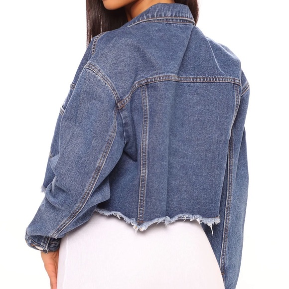 FASHIONNOVA frayed dark wash denim jacket - Picture 2 of 6